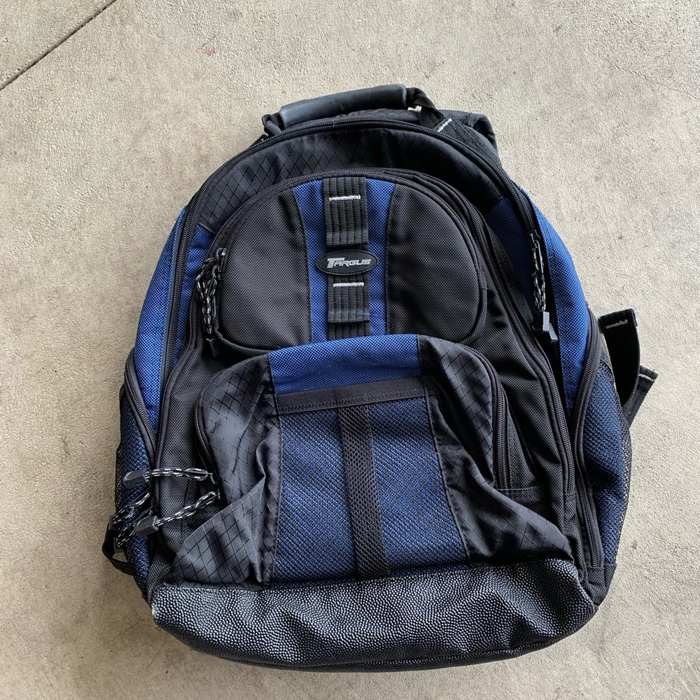 TARGUG | BLUE BACKPACK